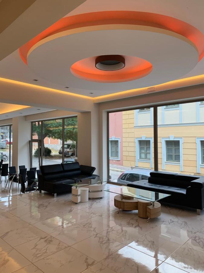 Hotel Banbus ルトラ・エディプソス エクステリア 写真
