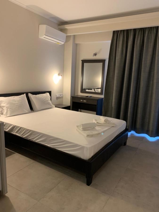 Hotel Banbus ルトラ・エディプソス エクステリア 写真