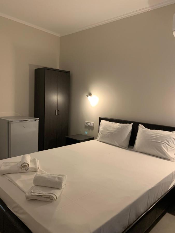 Hotel Banbus ルトラ・エディプソス エクステリア 写真