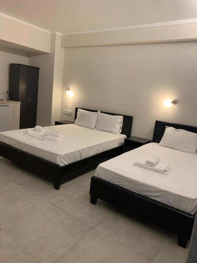 Hotel Banbus ルトラ・エディプソス エクステリア 写真