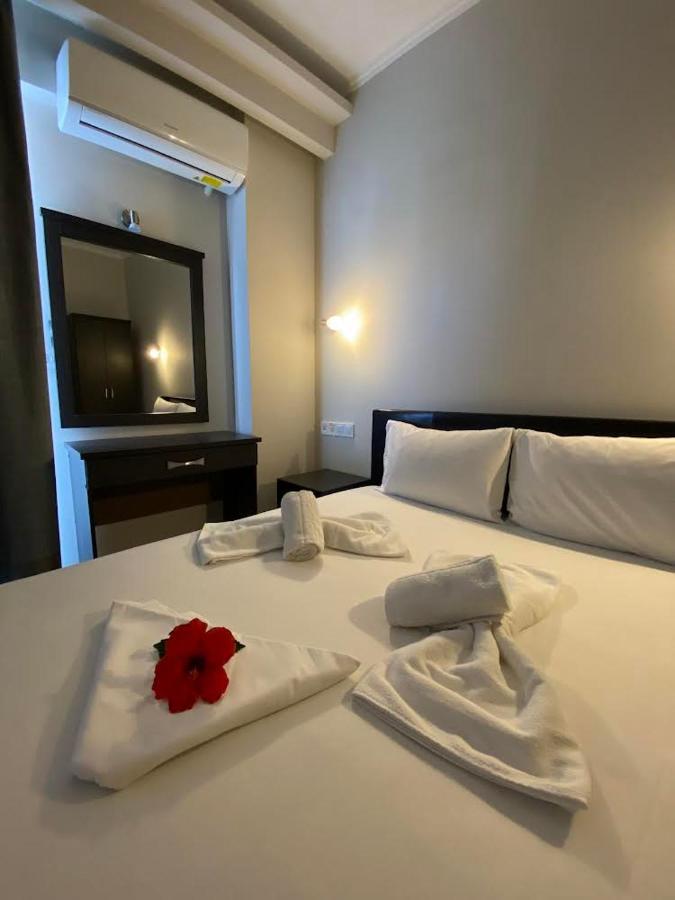 Hotel Banbus ルトラ・エディプソス エクステリア 写真